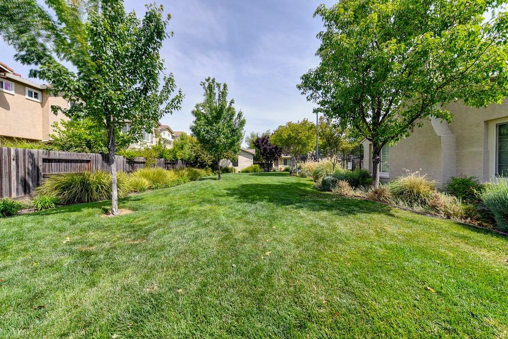 7515 Sheldon Road Unit: 26102