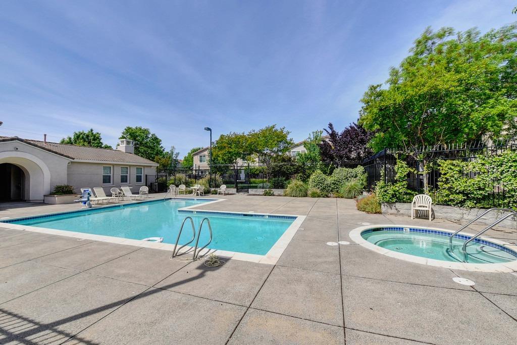 7515 Sheldon Road Unit: 26102