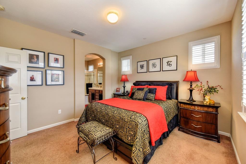 7515 Sheldon Road Unit: 26102