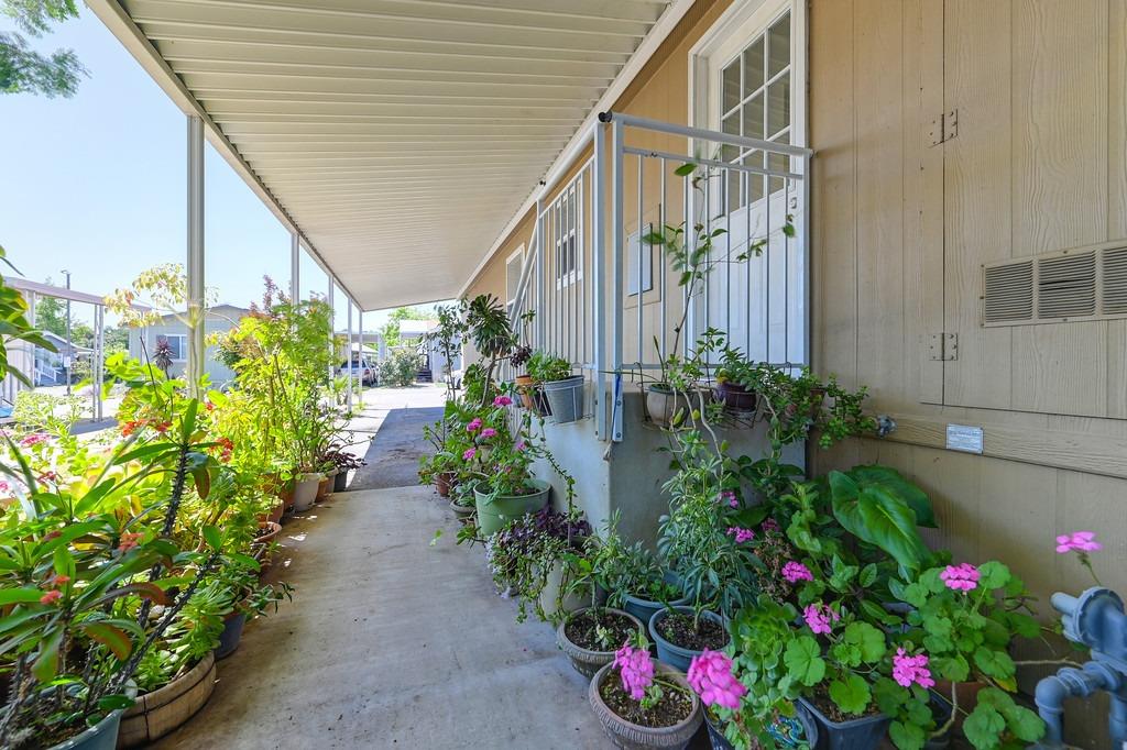 4137 Vicksburg Lane Unit: 193