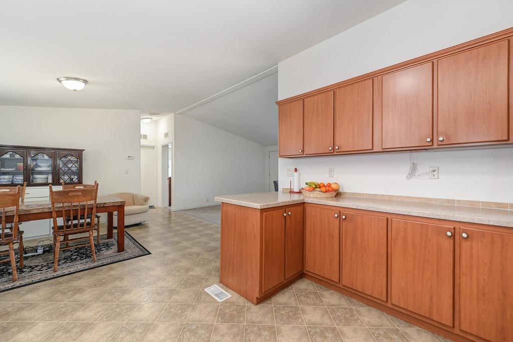 4137 Vicksburg Lane Unit: 193