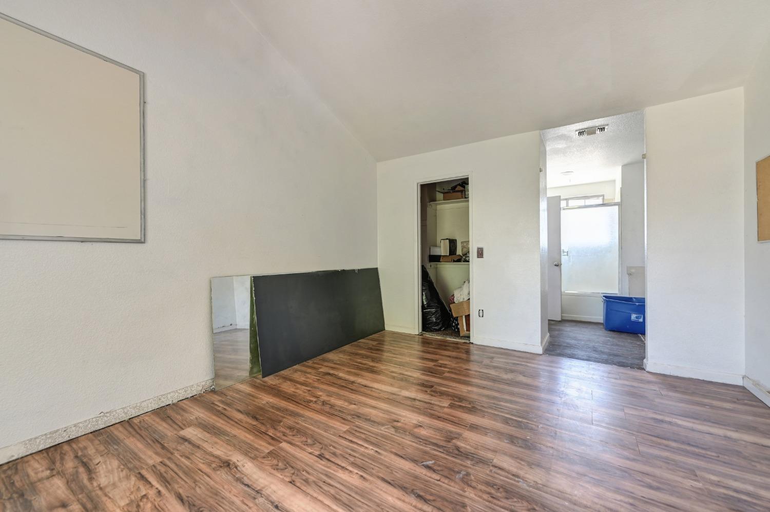168 Creekside Circle