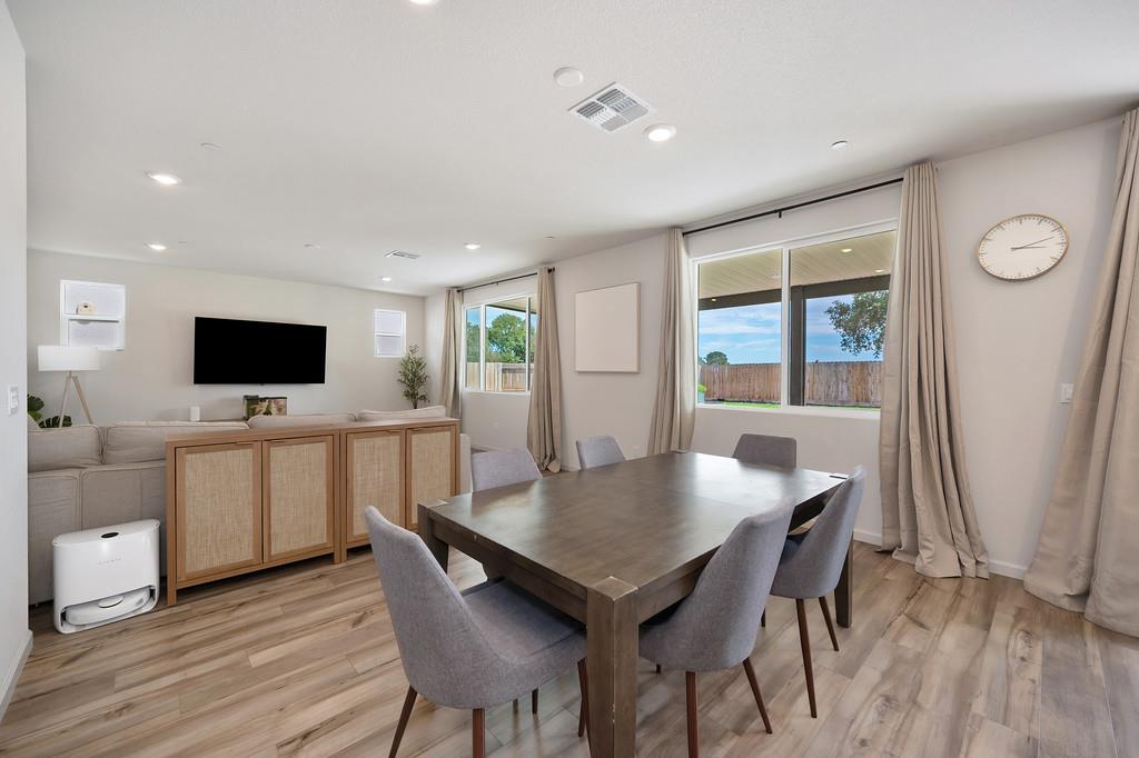 7624 Coffer Court