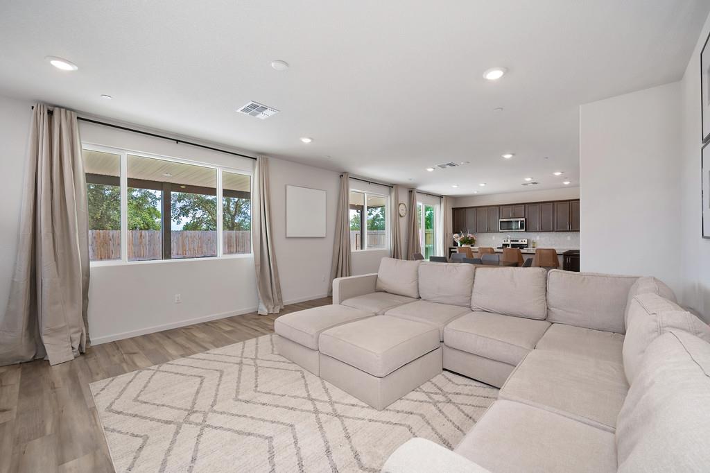 7624 Coffer Court