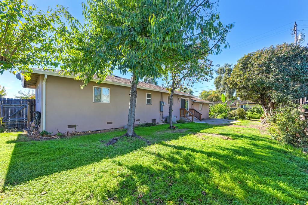 2600 Garrett Way