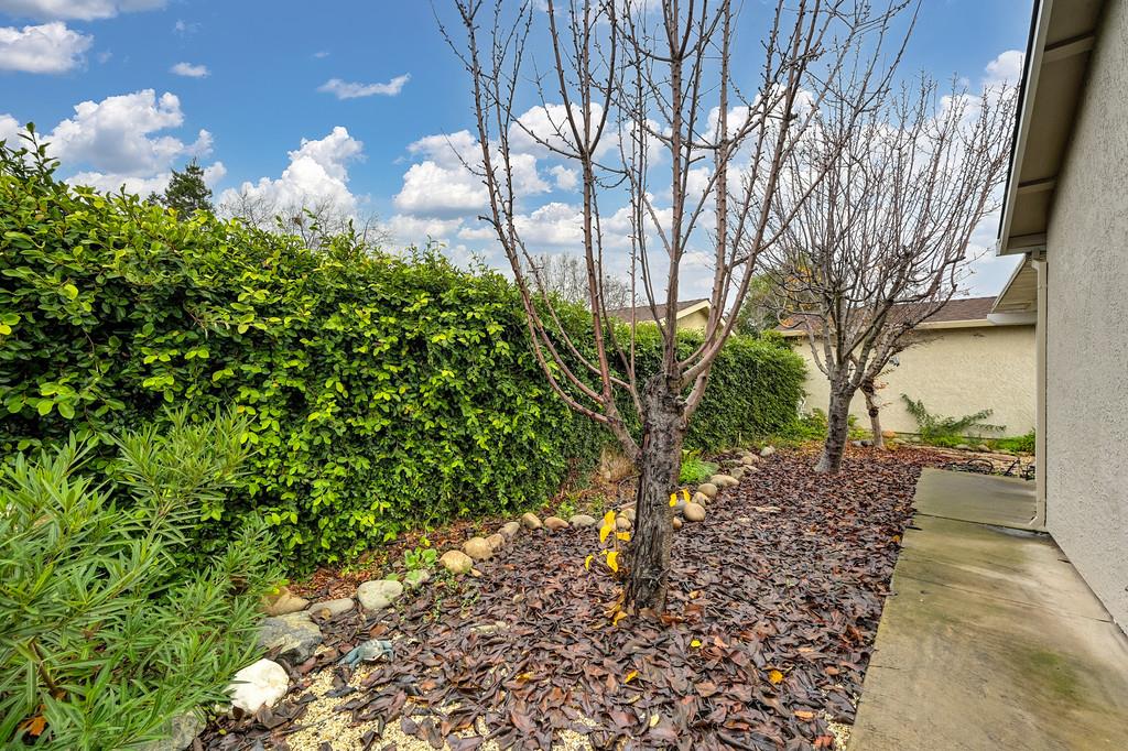 7528 Sunwest Lane