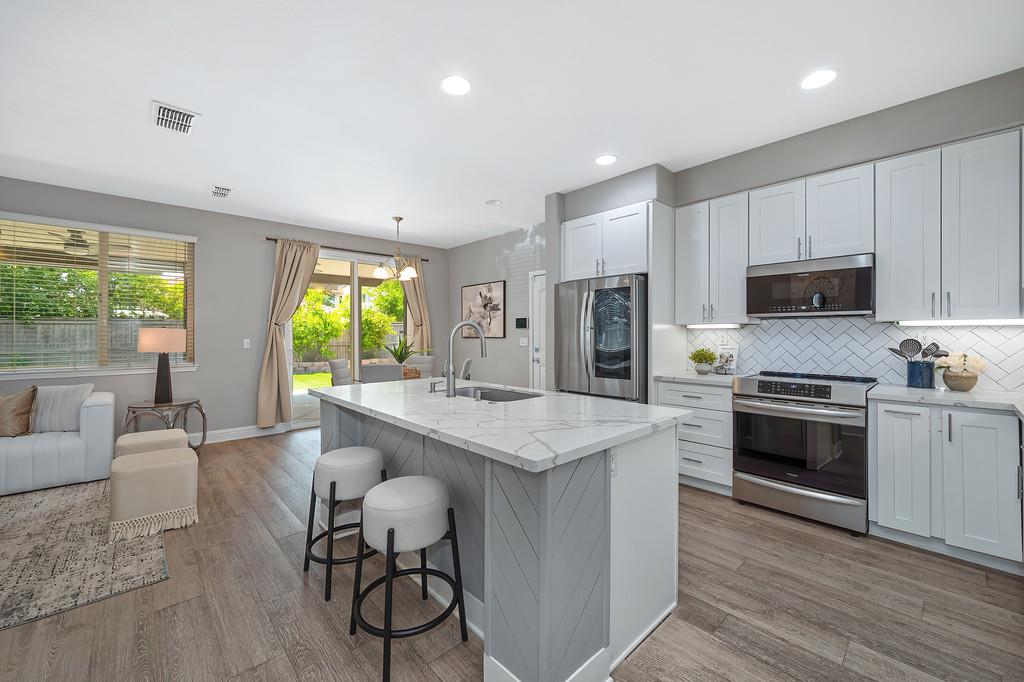 4082 Copper Lake Way