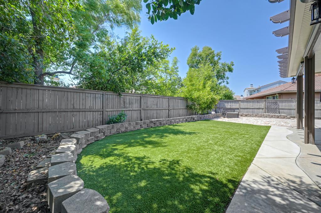4082 Copper Lake Way