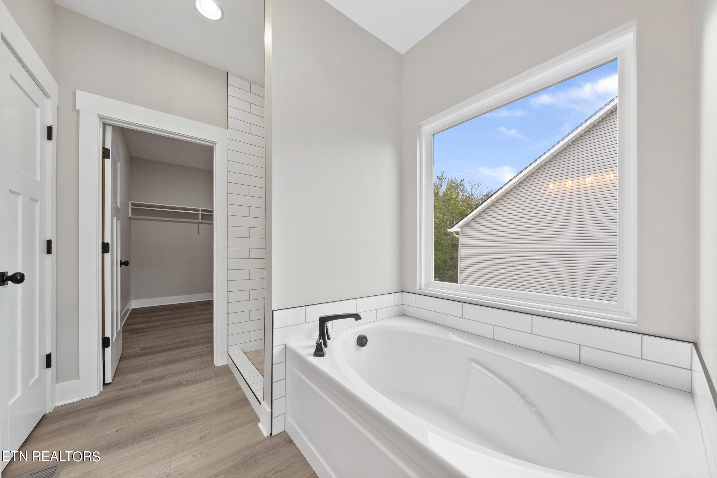5312 Golden Eagle Lane