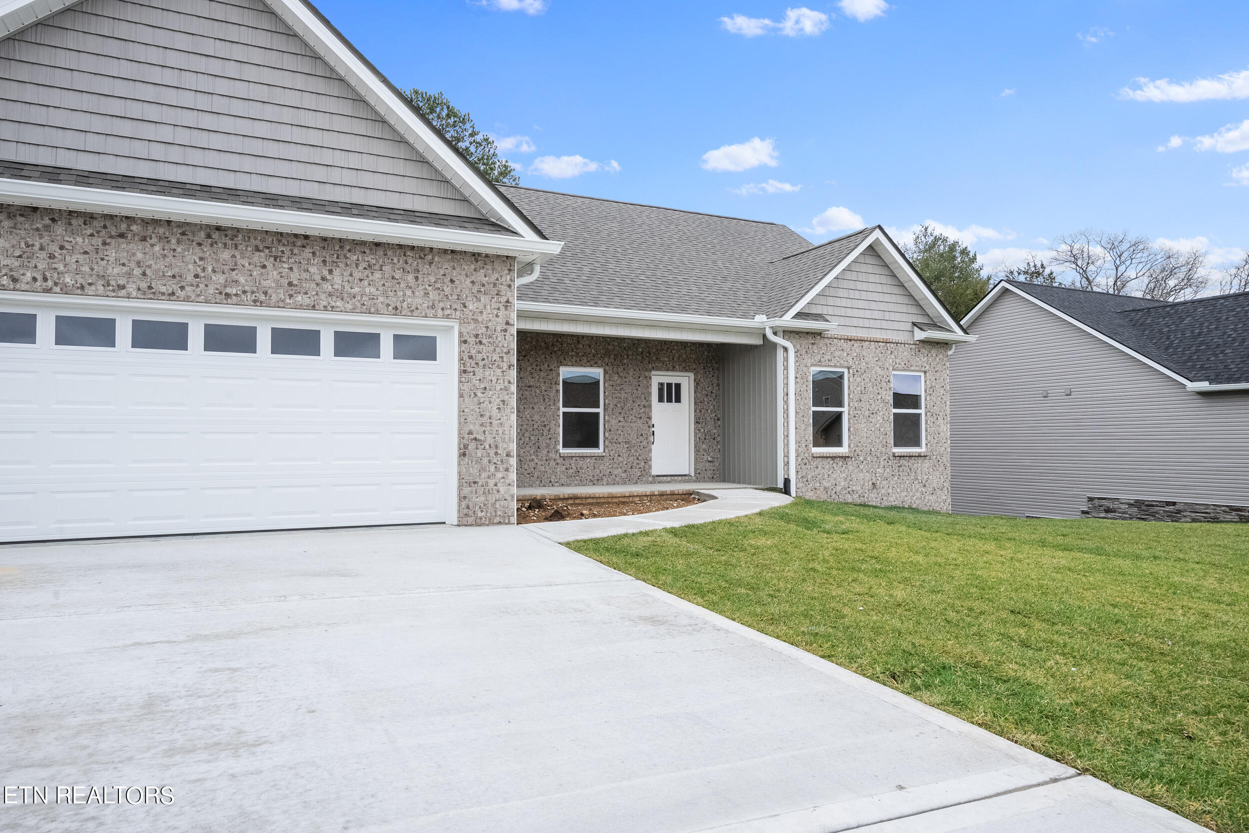 5312 Golden Eagle Lane