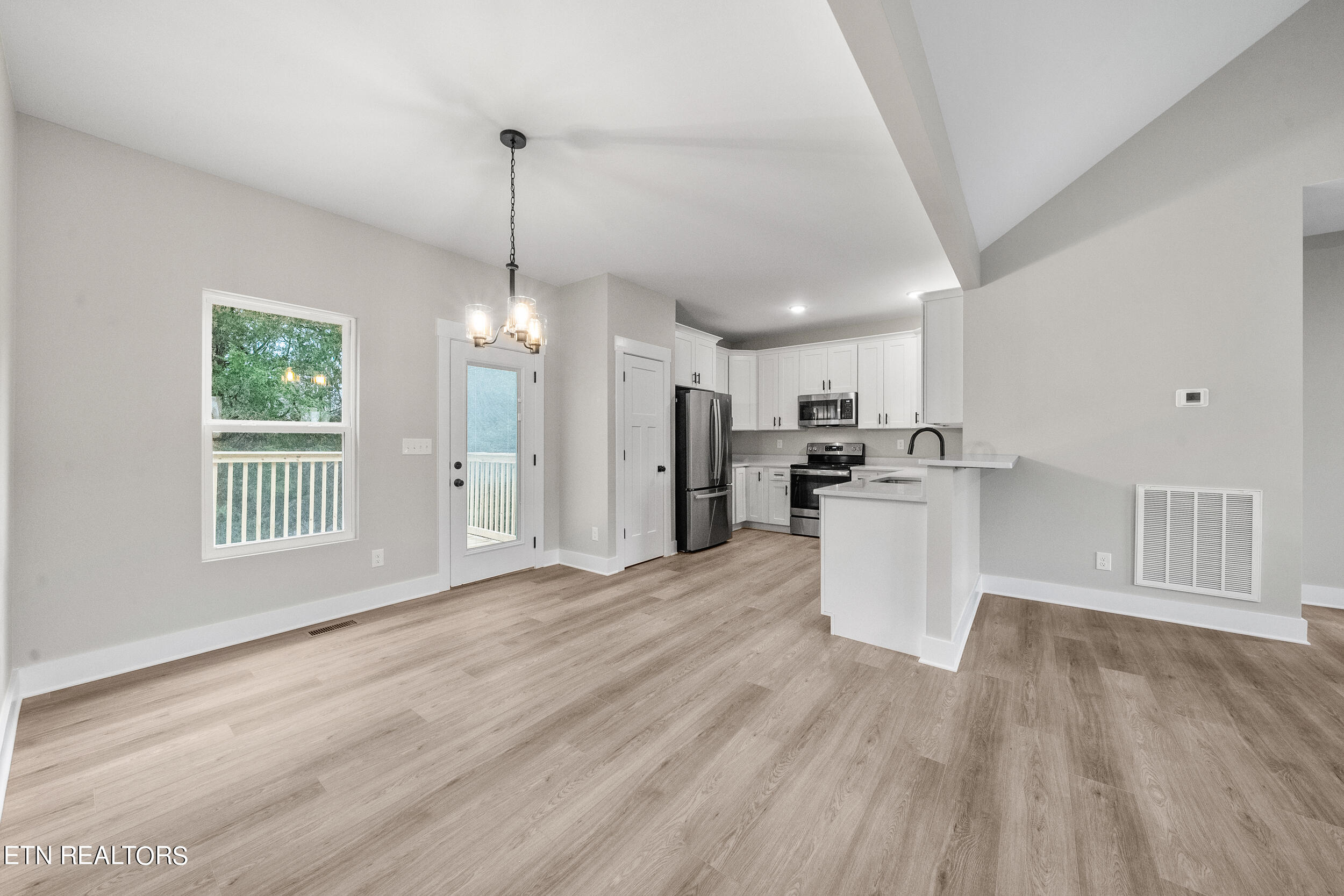 5312 Golden Eagle Lane