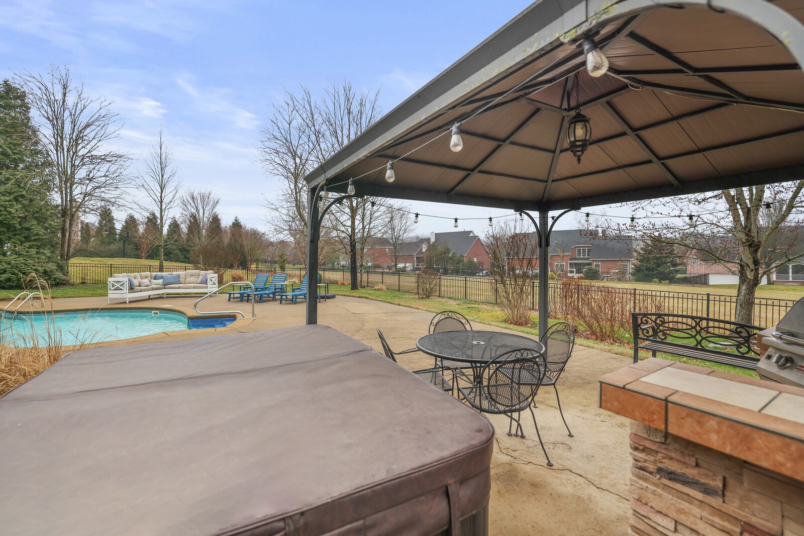 1829 Bronwyn Ct