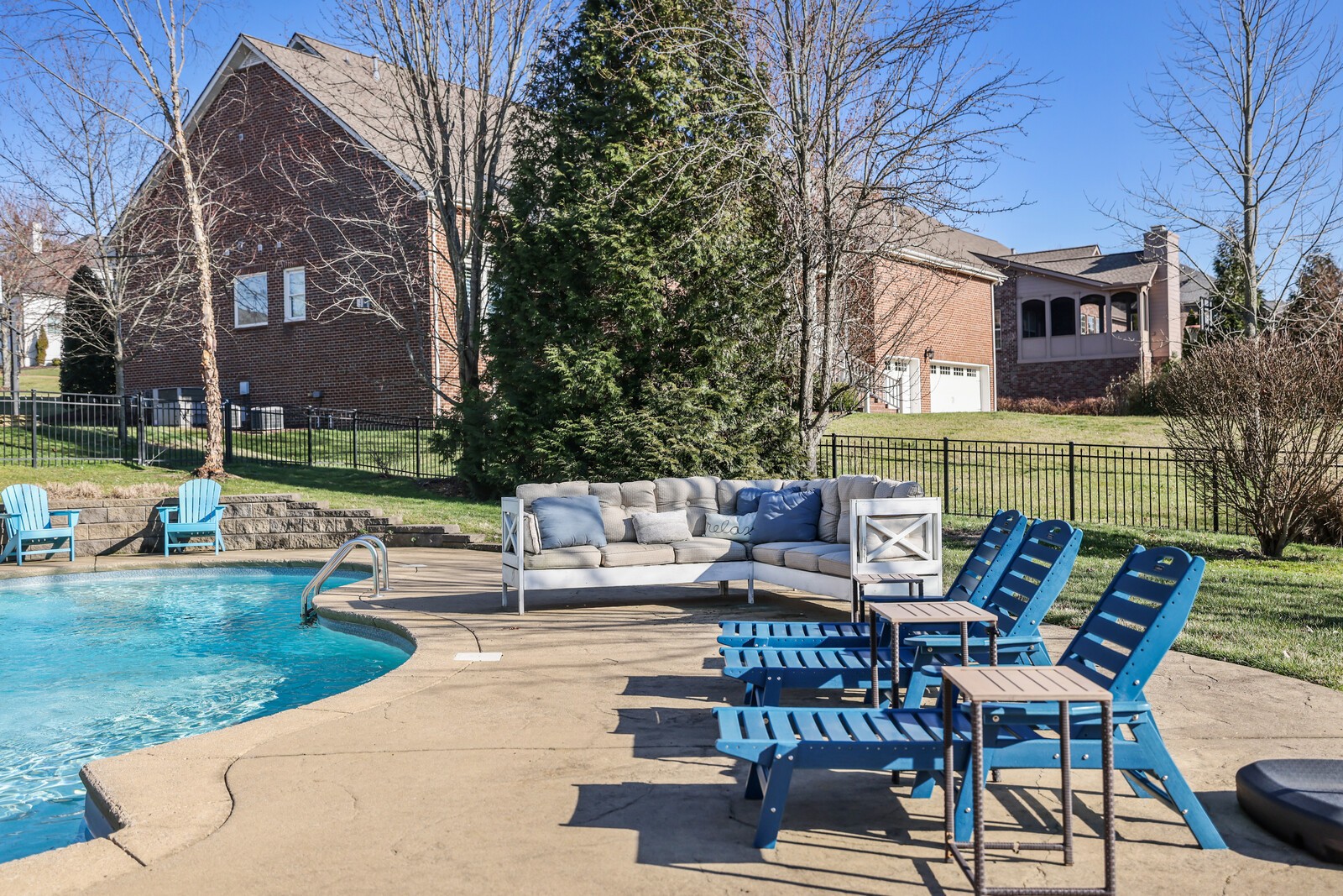1829 Bronwyn Ct