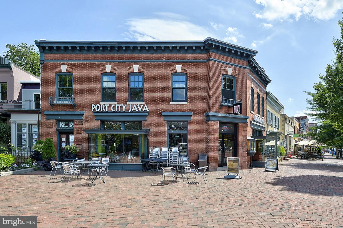 284 15TH STREET SE Unit: 401