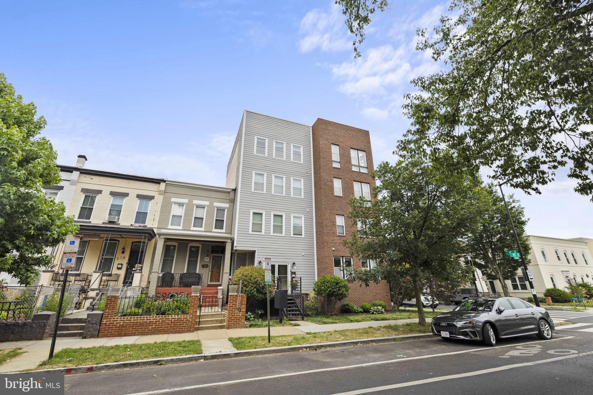 284 15TH STREET SE Unit: 401