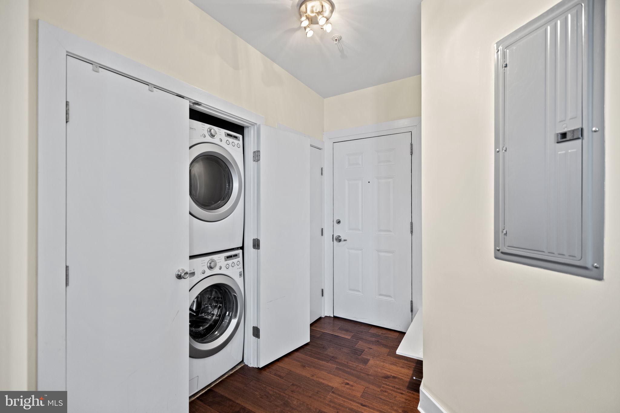 284 15TH STREET SE Unit: 401