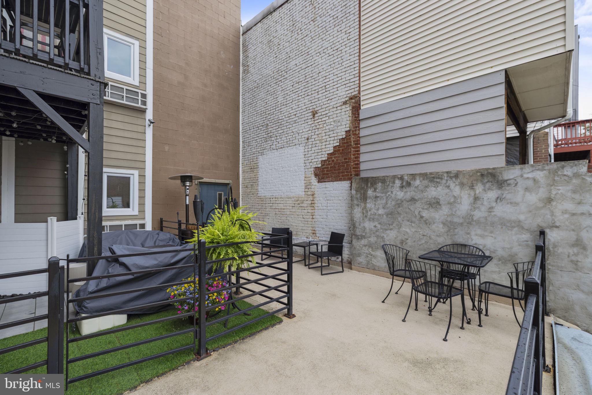 284 15TH STREET SE Unit: 401