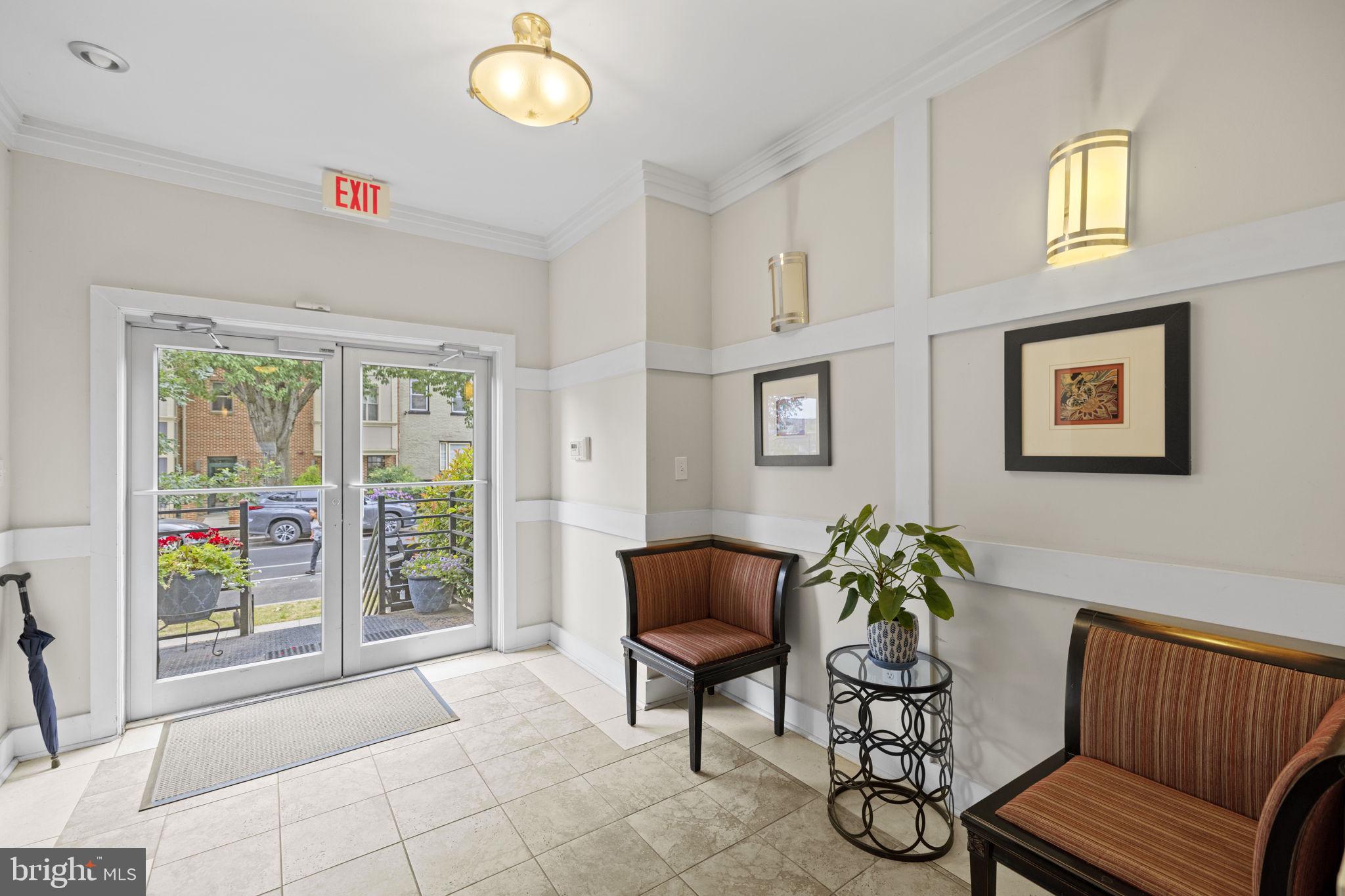284 15TH STREET SE Unit: 401