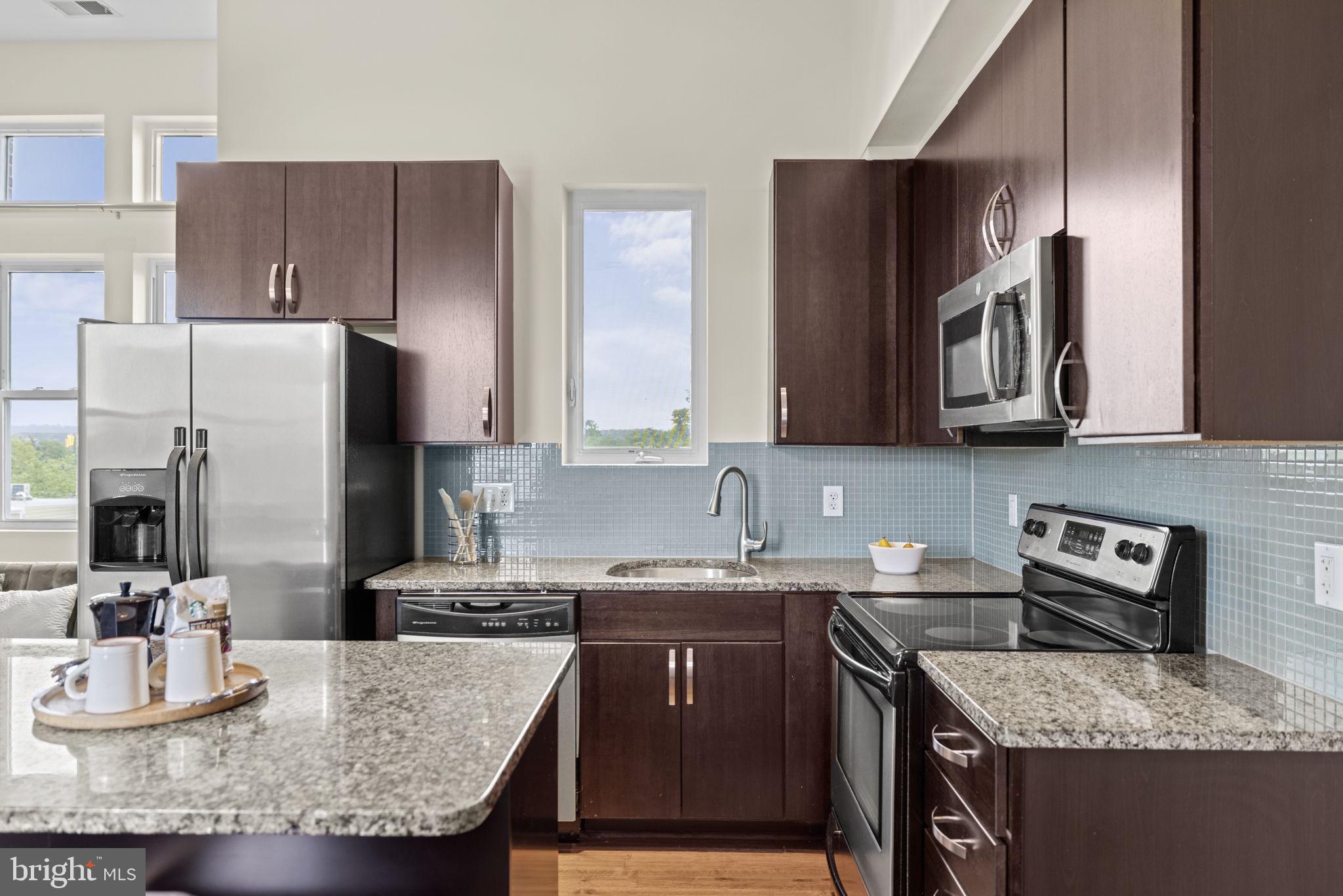 284 15TH STREET SE Unit: 401