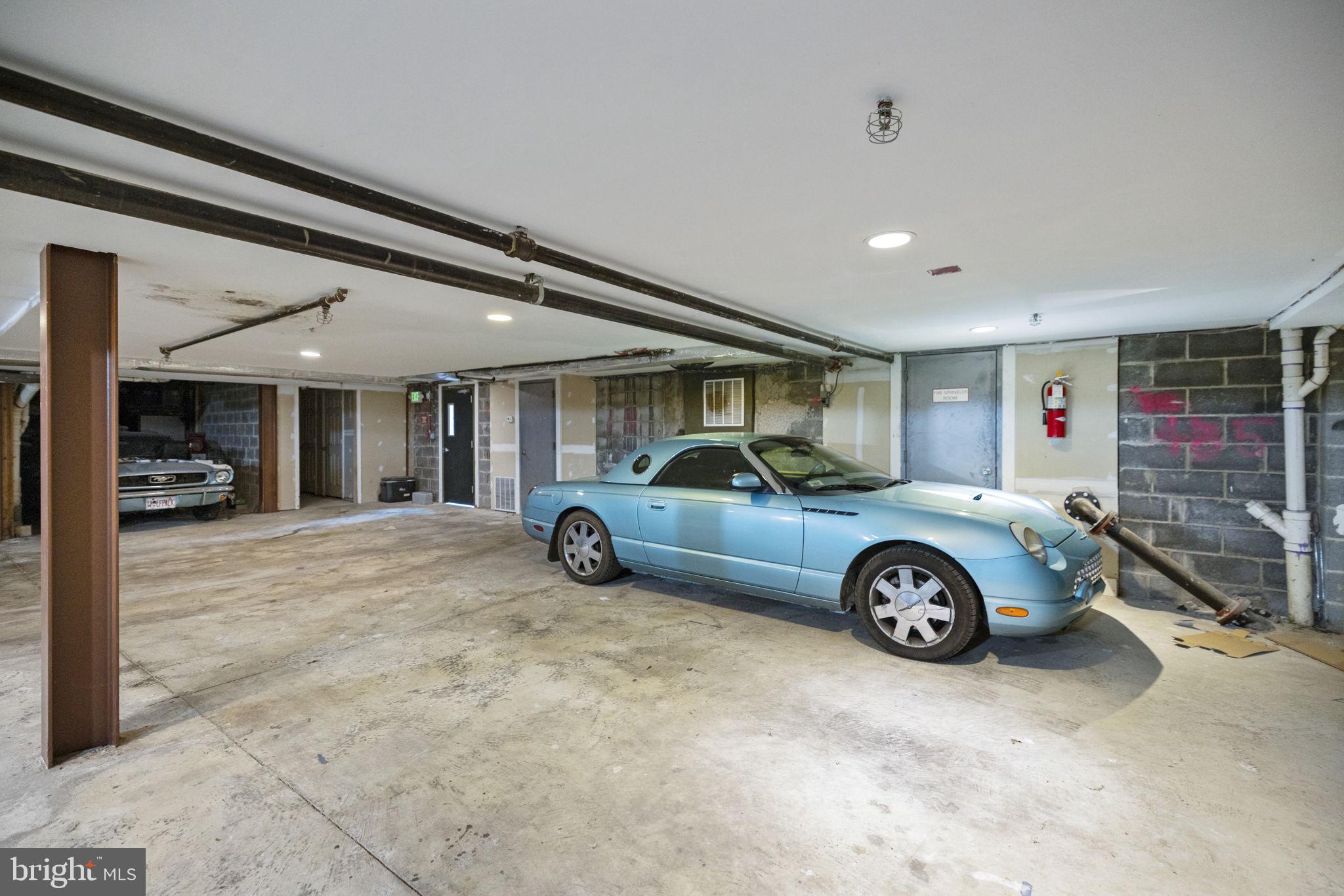 284 15TH STREET SE Unit: 401