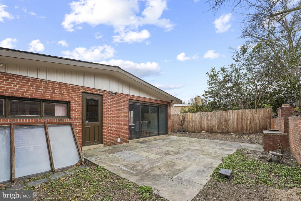 700 GREYROCK DRIVE