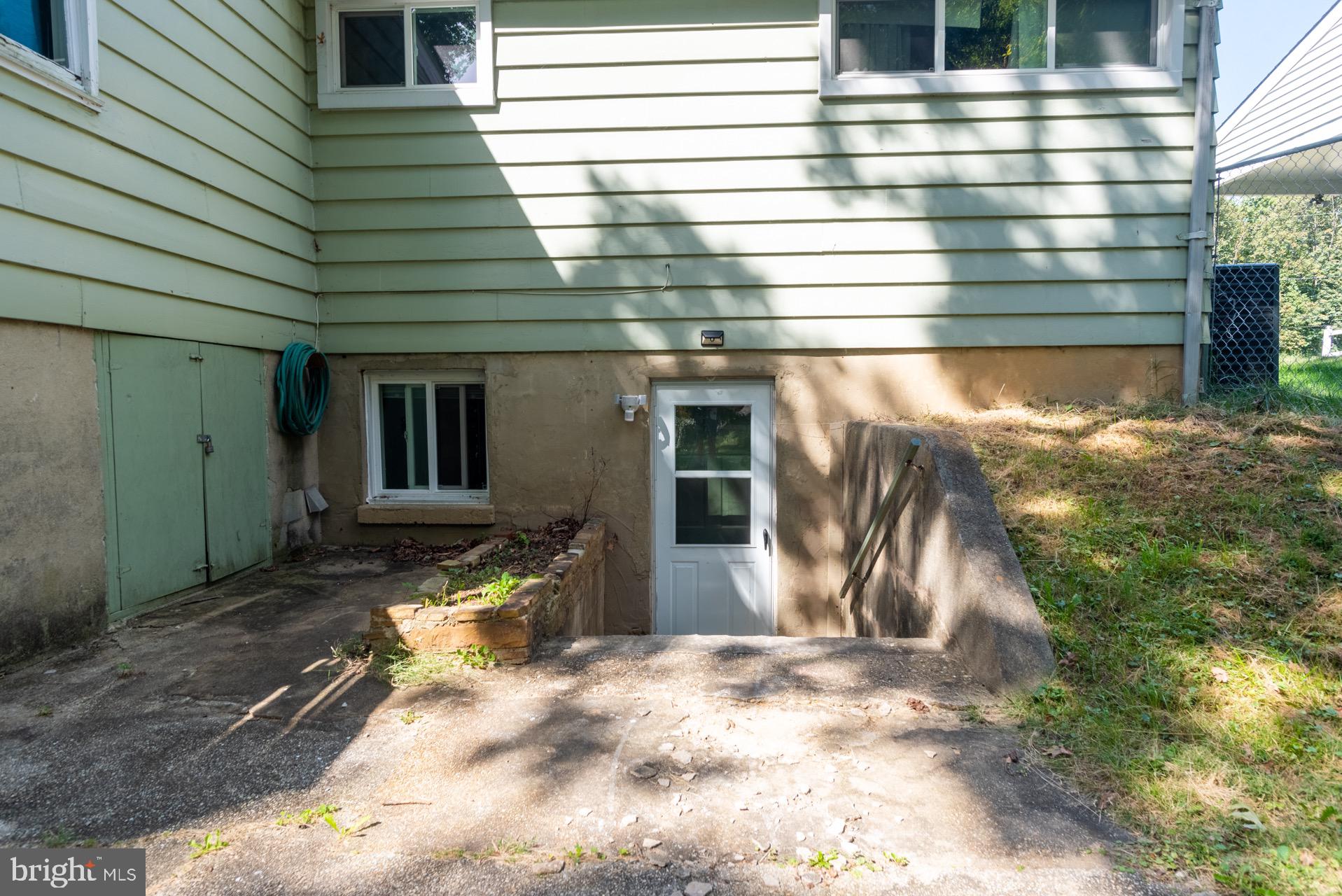 4005 Foreston ROAD