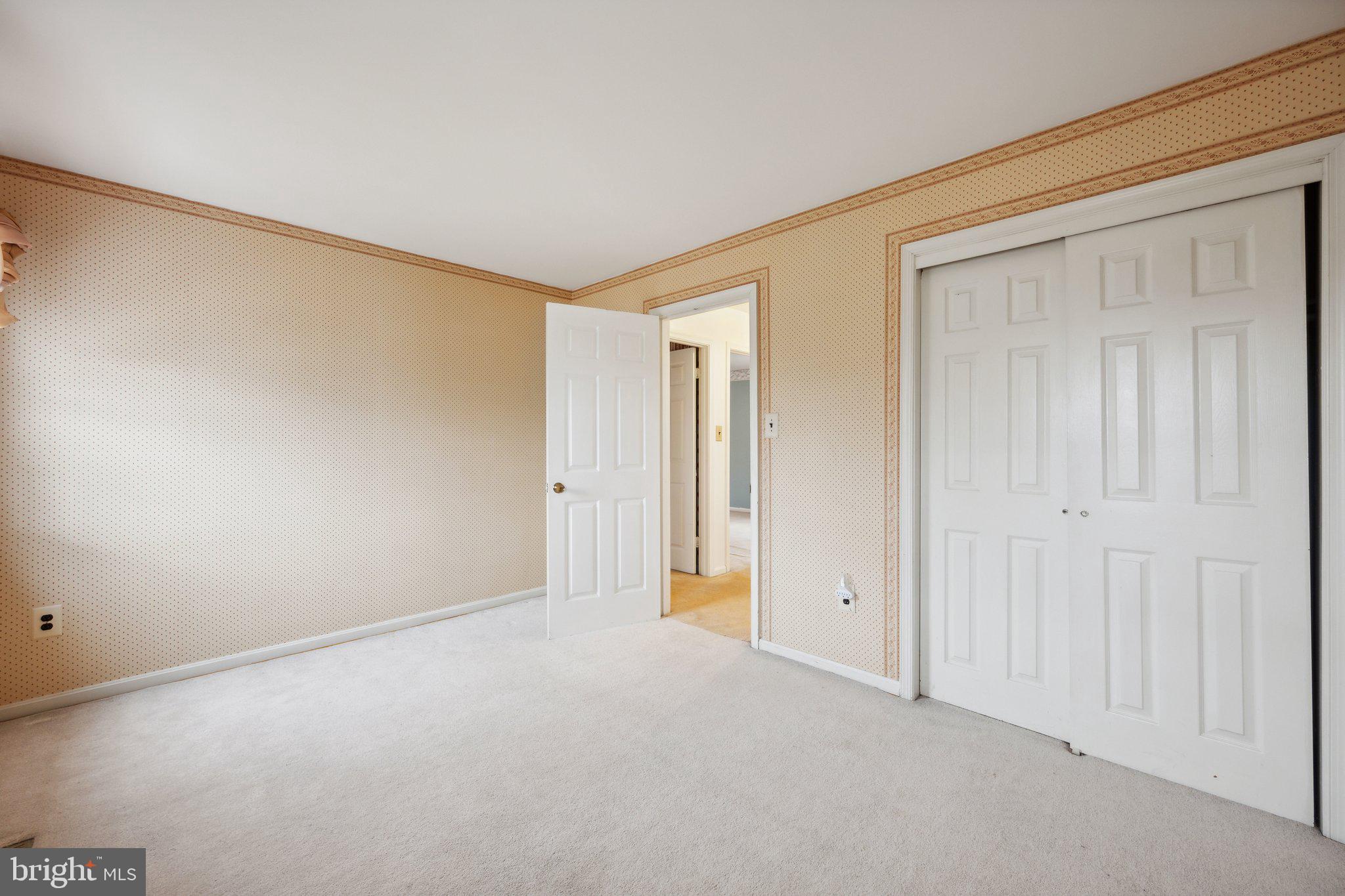 11209 Chantilly Ln