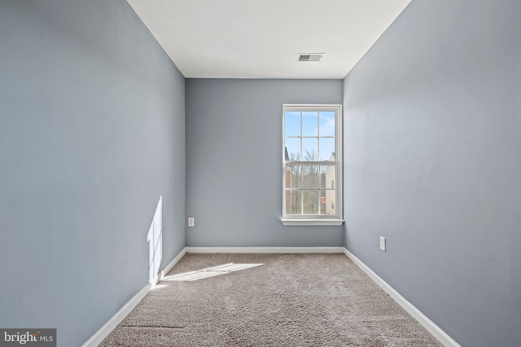 4012 MEADOW TRAIL LANE