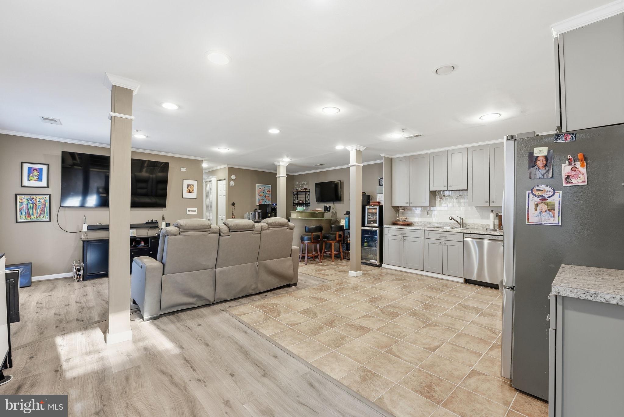 8668 DEVON HILLS DRIVE 8668