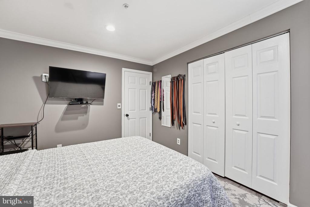 8668 DEVON HILLS DRIVE 8668