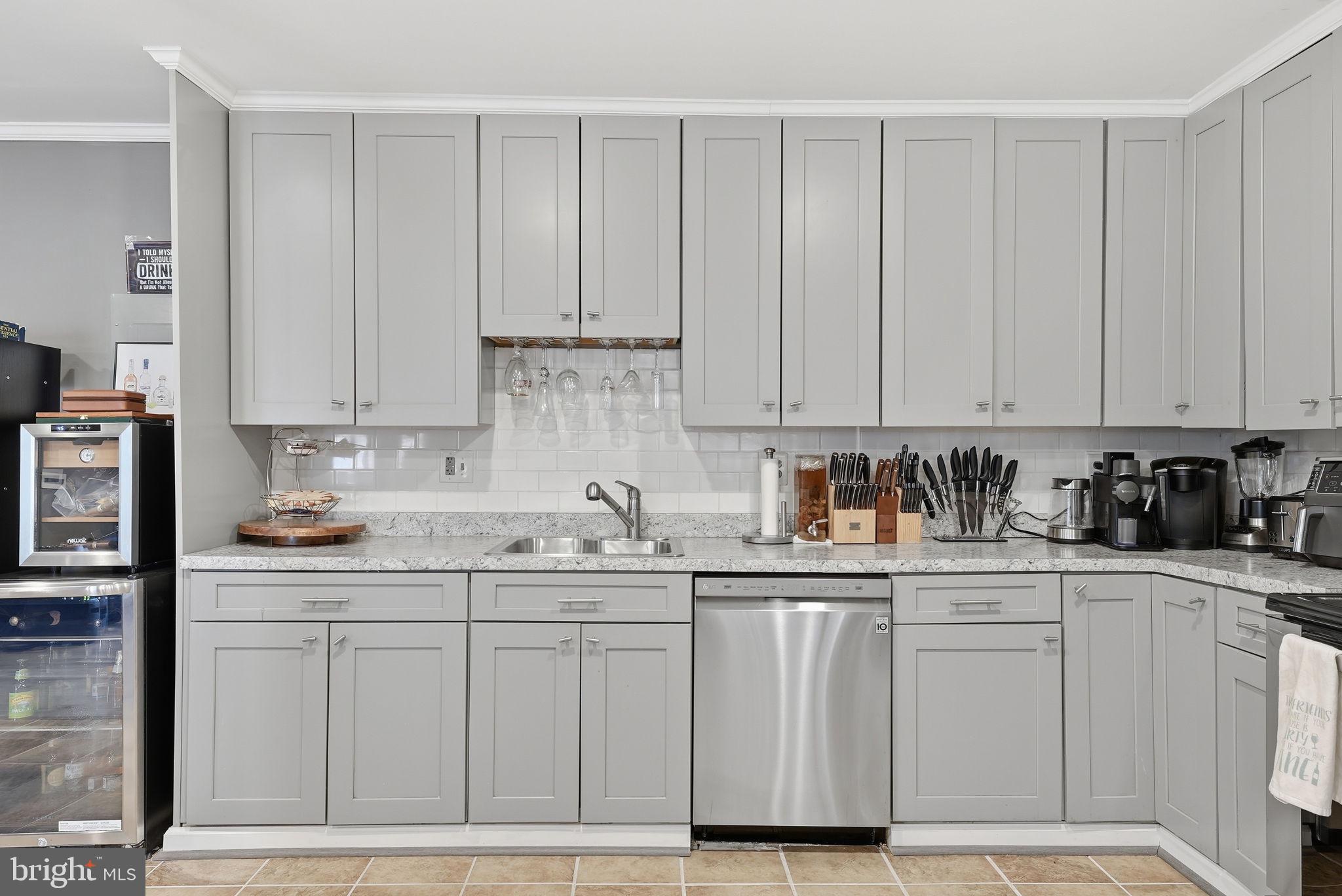 8668 DEVON HILLS DRIVE 8668