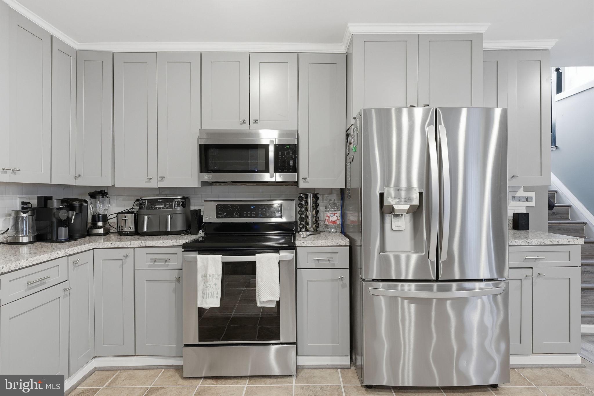 8668 DEVON HILLS DRIVE 8668