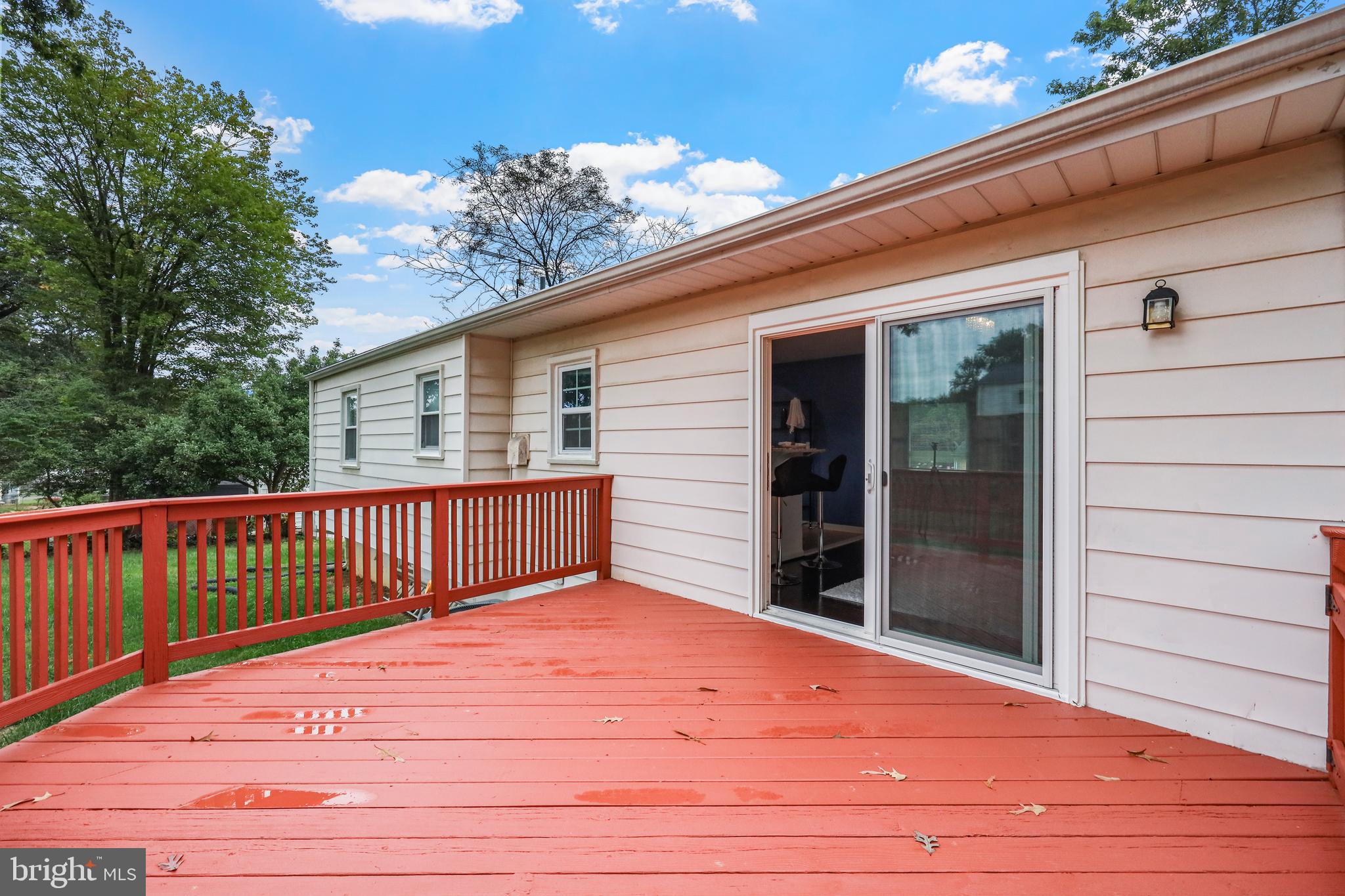 5802 SHEPHERD LANE