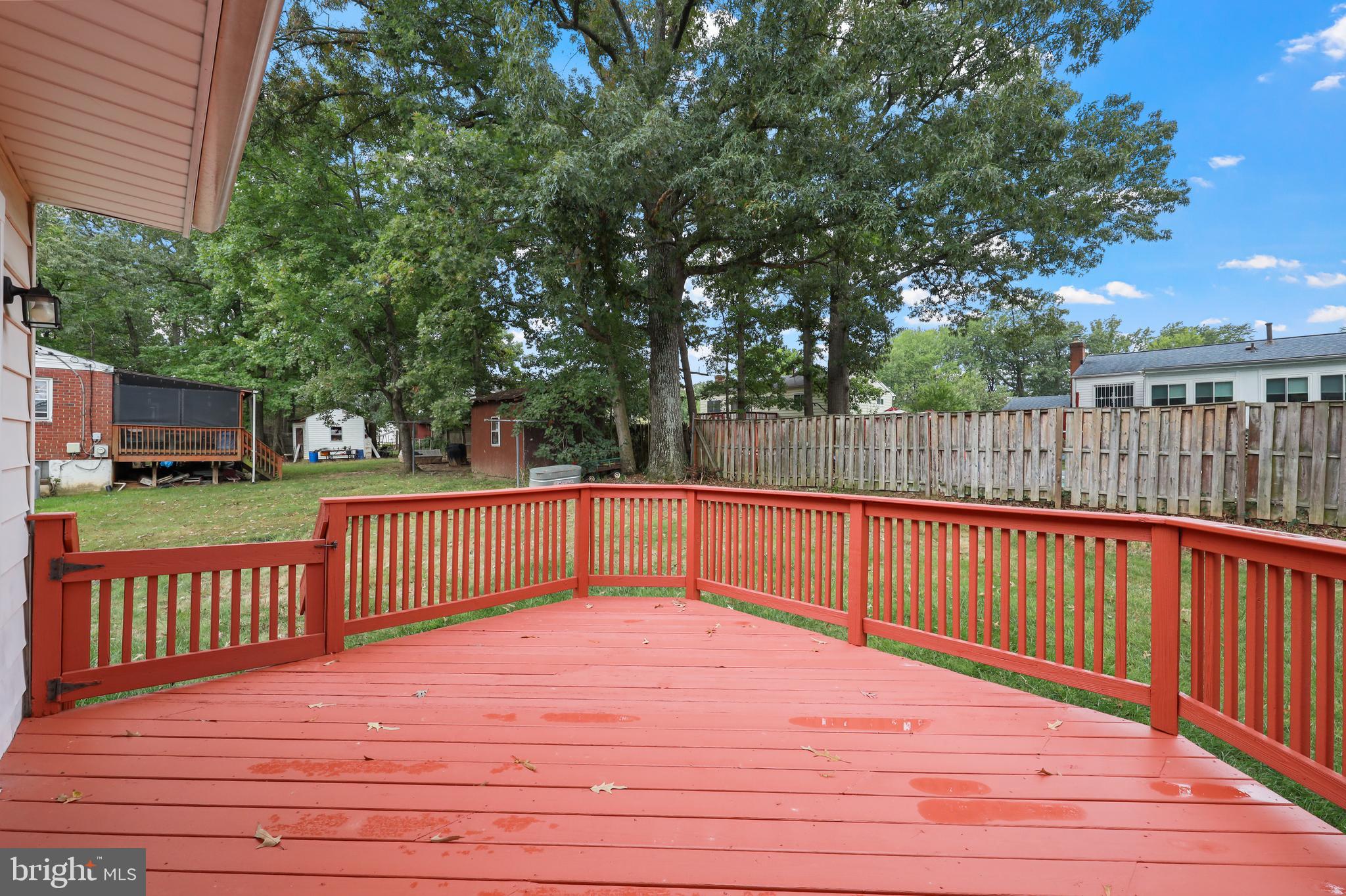 5802 SHEPHERD LANE