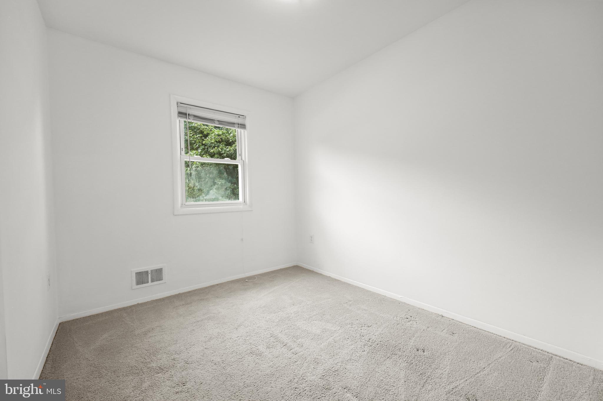 5802 SHEPHERD LANE