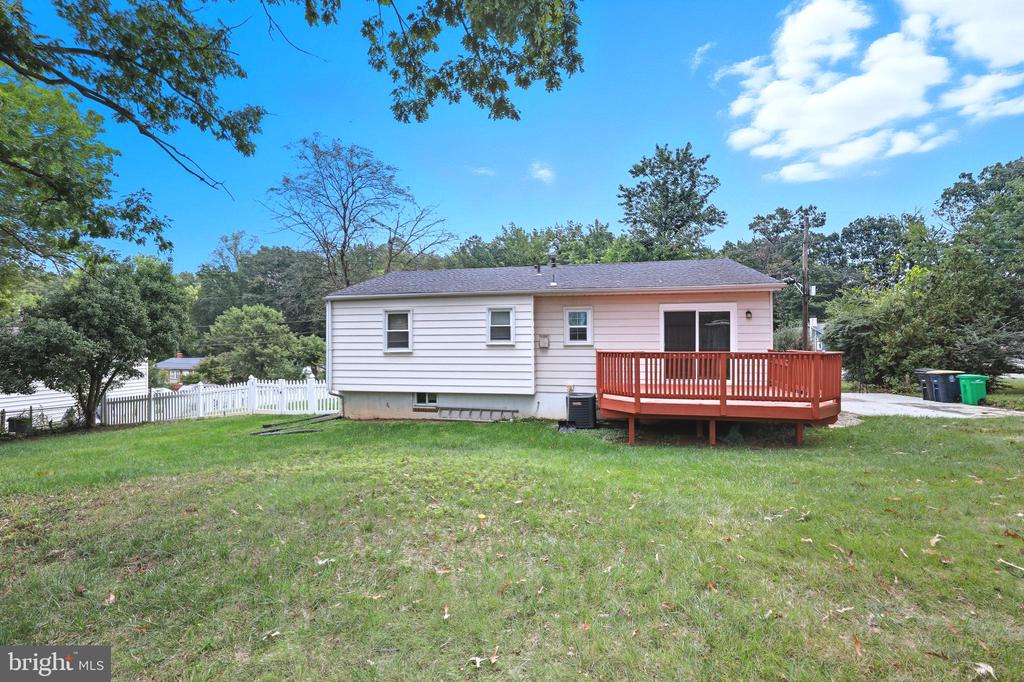 5802 SHEPHERD LANE
