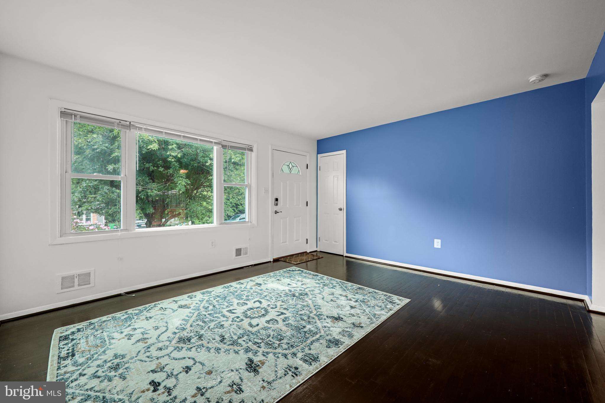 5802 SHEPHERD LANE