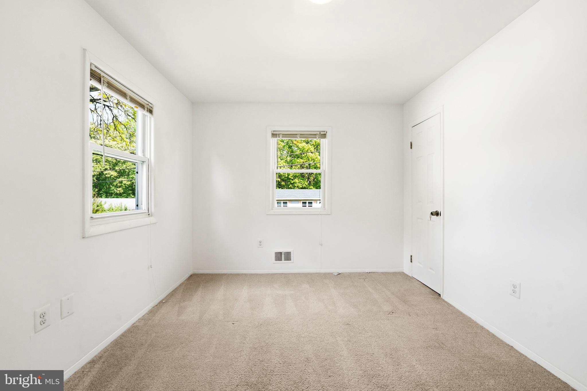 5802 SHEPHERD LANE