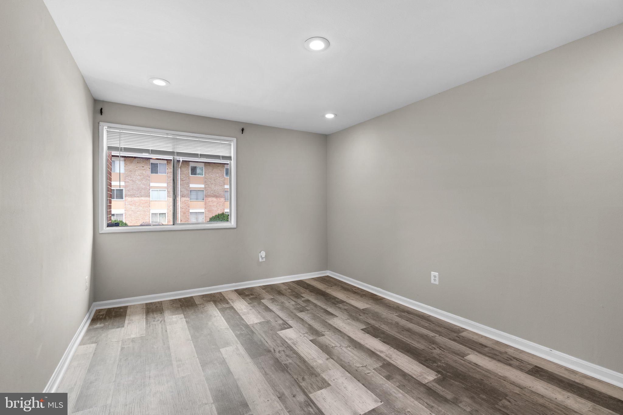 516 WILSON BRIDGE DRIVE C-1 6717C