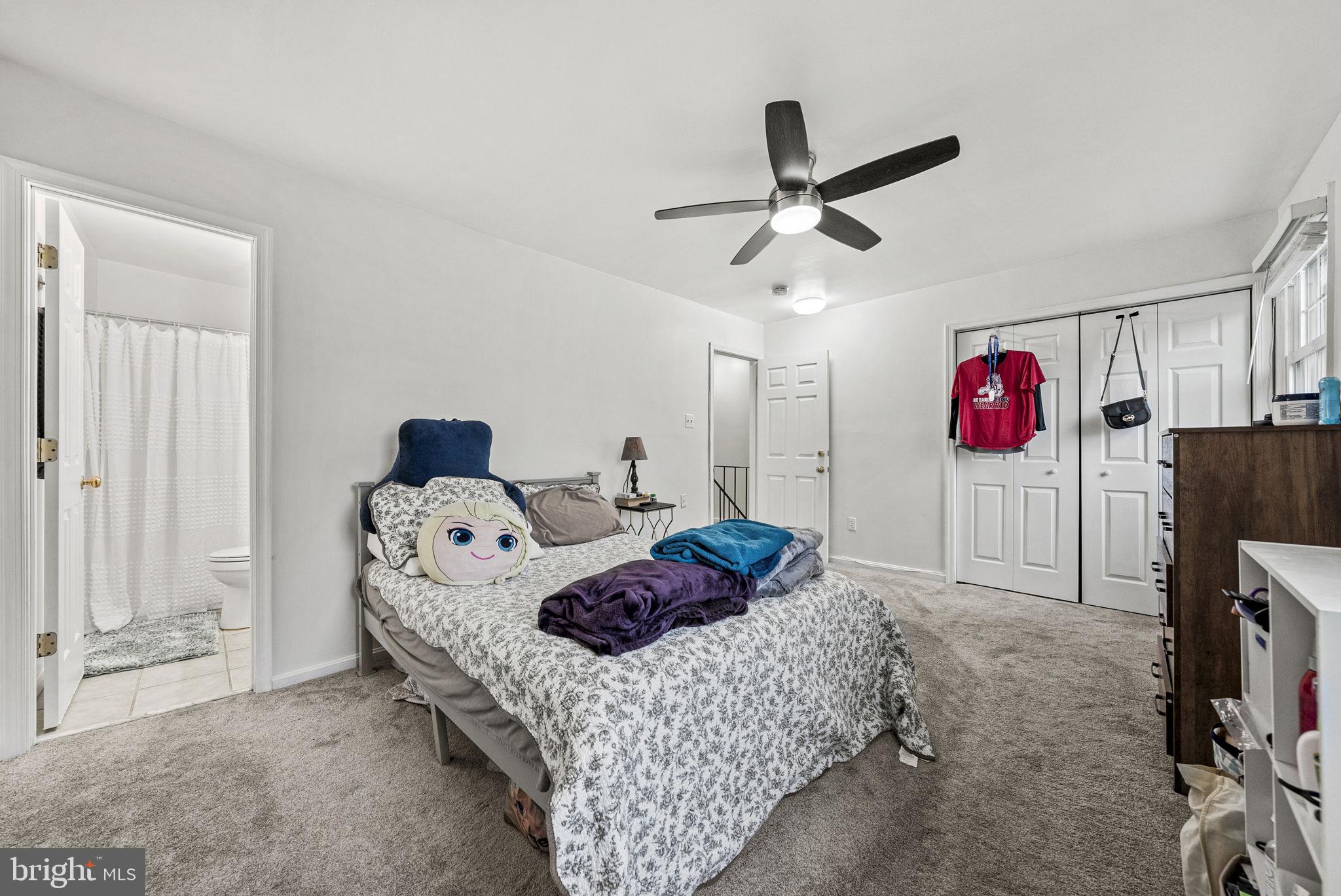 3796 Port Hope Pt