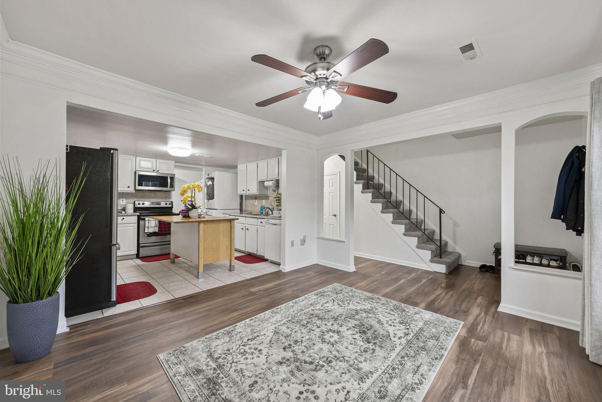 3796 Port Hope Pt