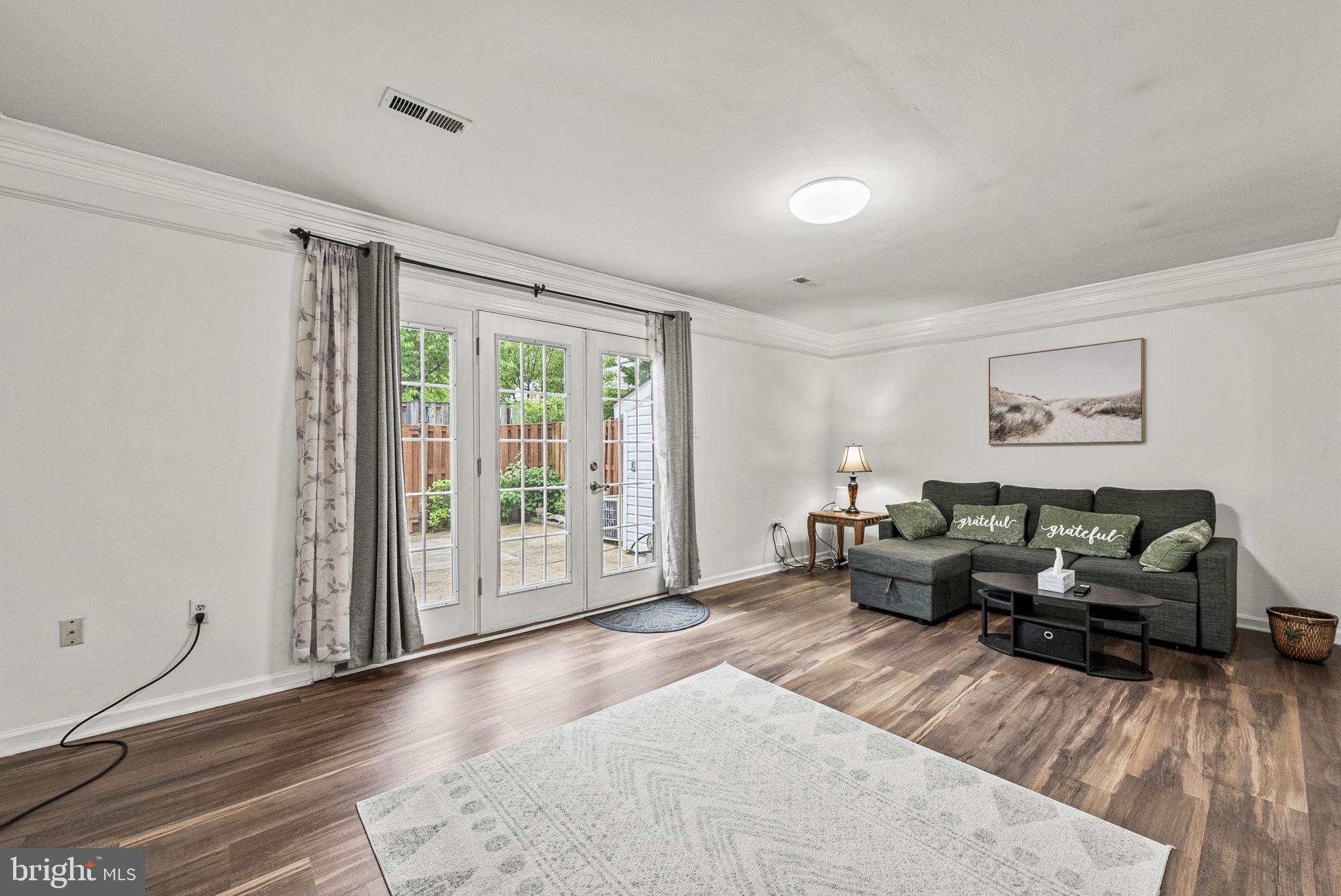 3796 Port Hope Pt