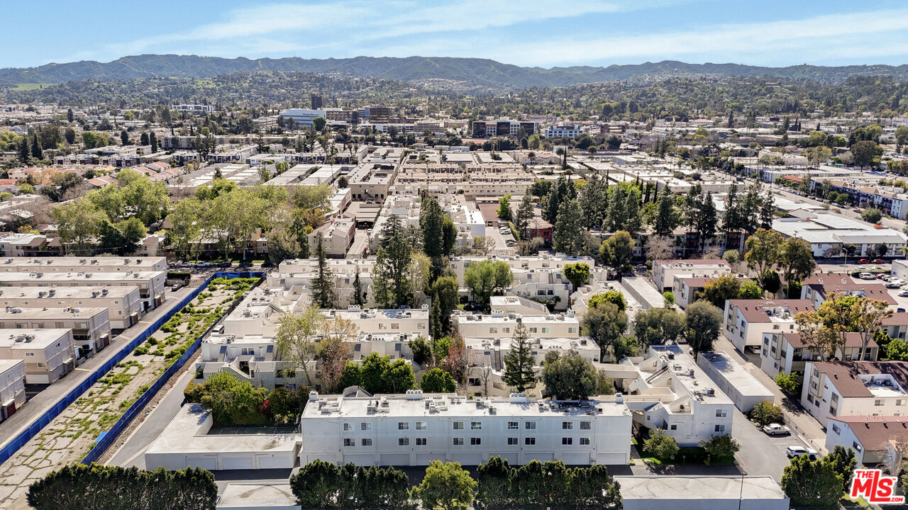 18411 Hatteras St Unit: 230