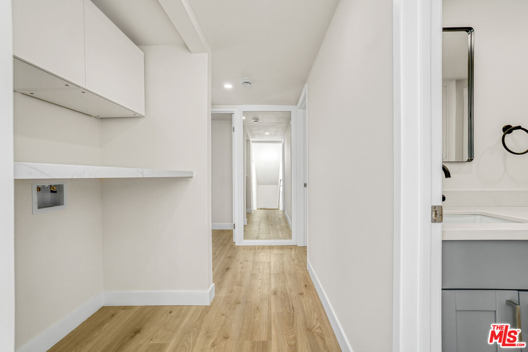 18411 Hatteras St Unit: 230