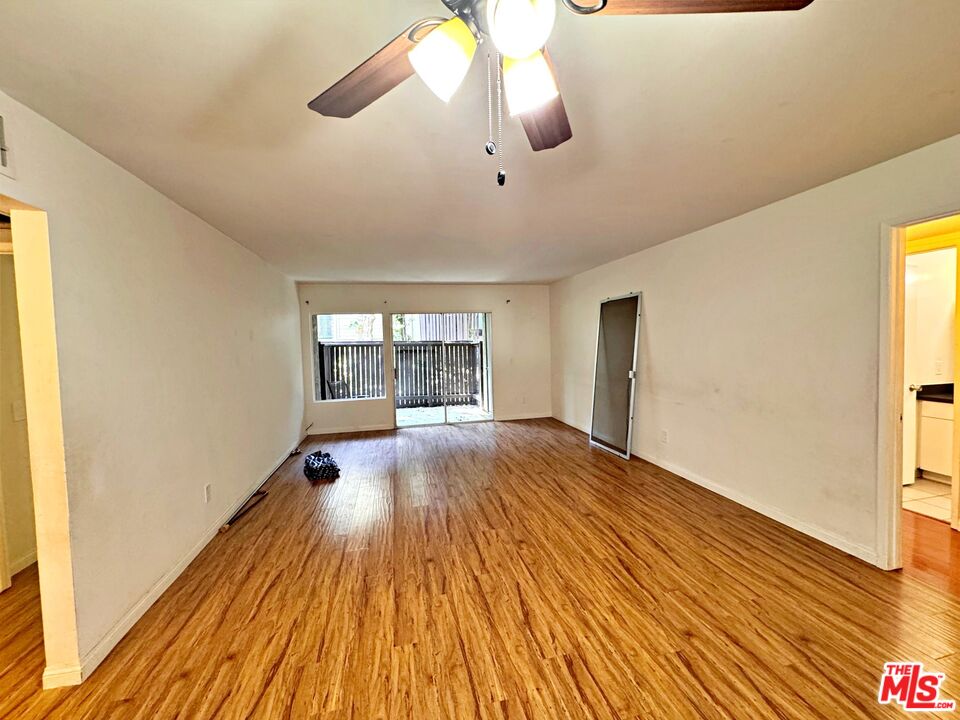 18350 Hatteras St Unit: 152