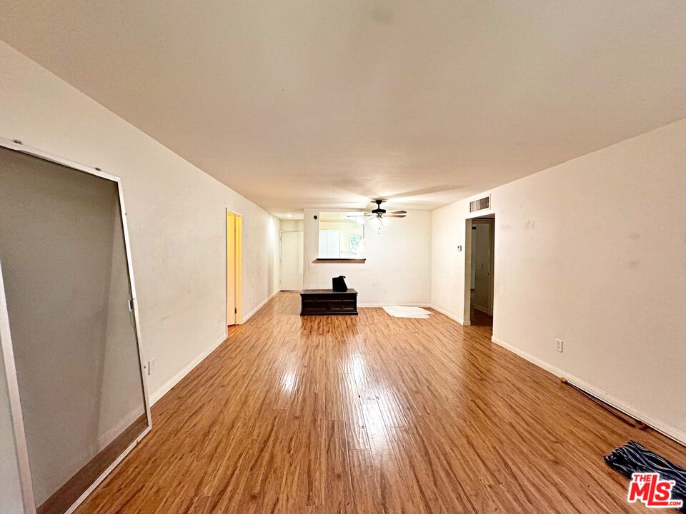 18350 Hatteras St Unit: 152