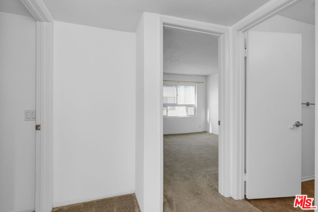 18411 Hatteras St Unit: 246