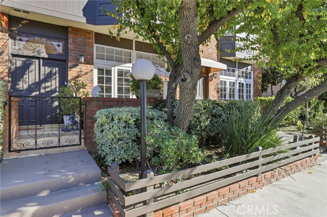 5420 Lindley Unit: 7