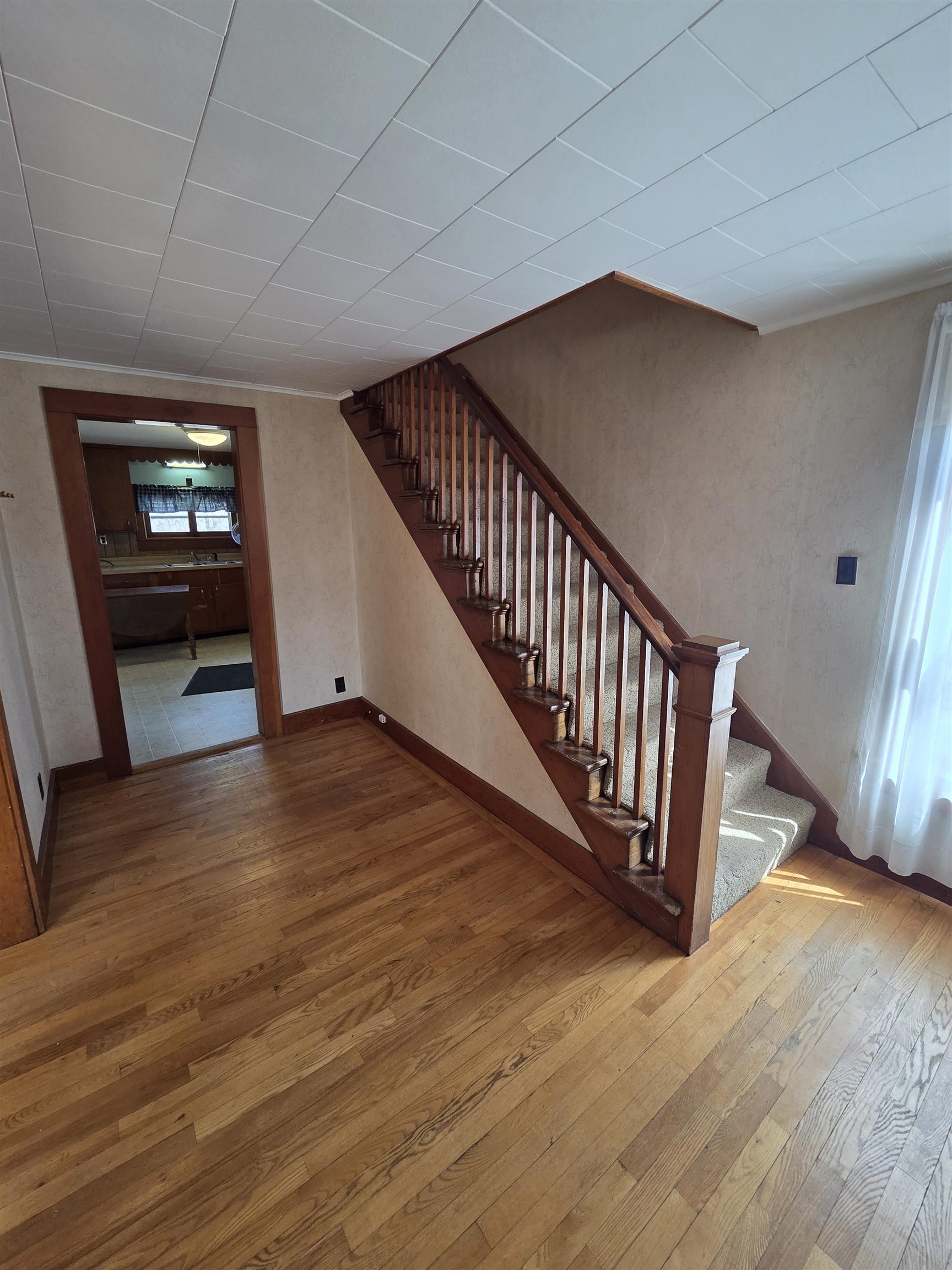 407 Lake Road