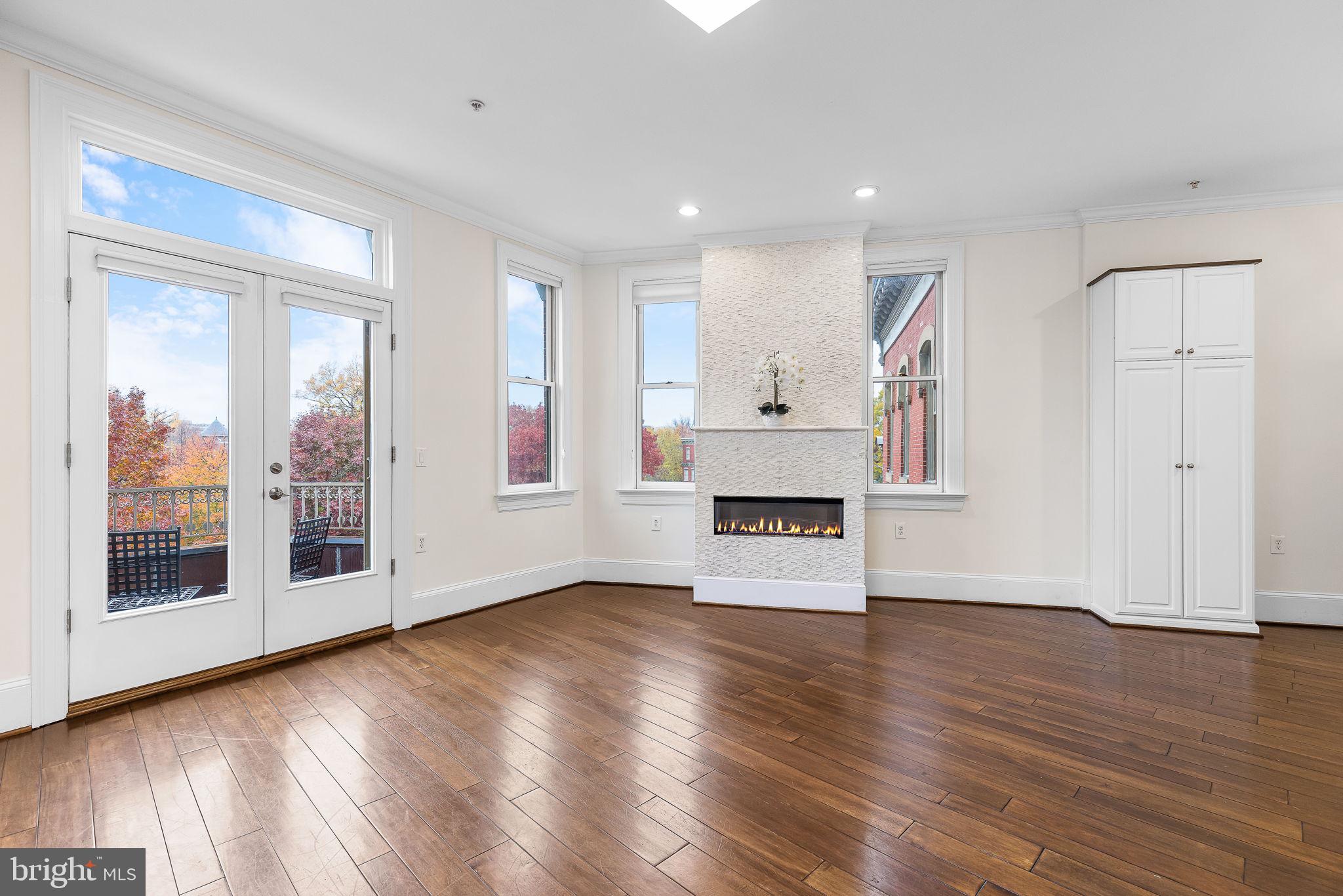 20 Logan CIRCLE NW Unit: 3-MAR
